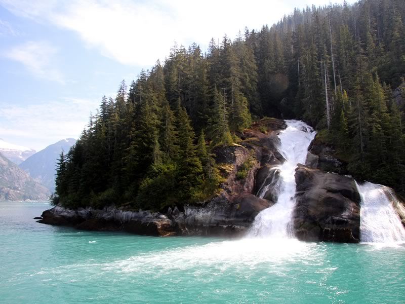 Holland America ms Zuiderdam - Alaska Mountain stream