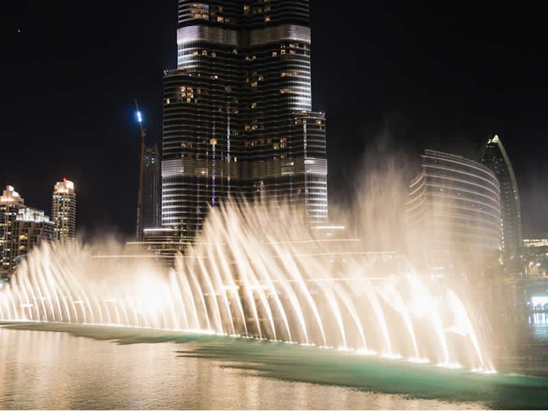 burj khalifa fountains