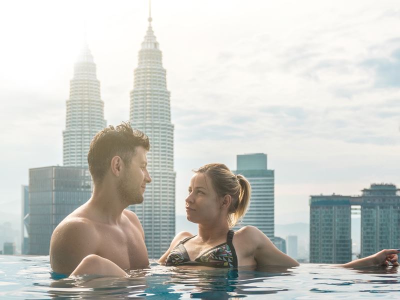 couple rooftop pool kuala lumpur