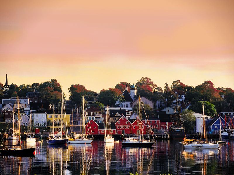 lunenburg harbour in the fall